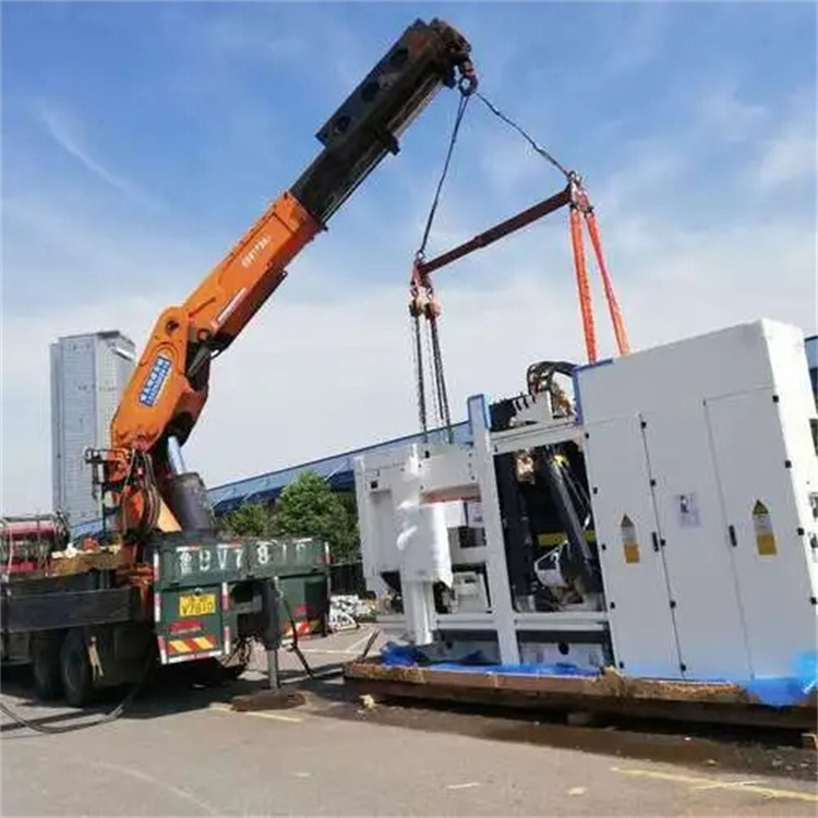 樟木头镇附近小吊车联系方式|8-16吨|本地及时服务