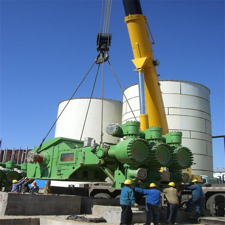 樟木头镇租赁200吨吊车