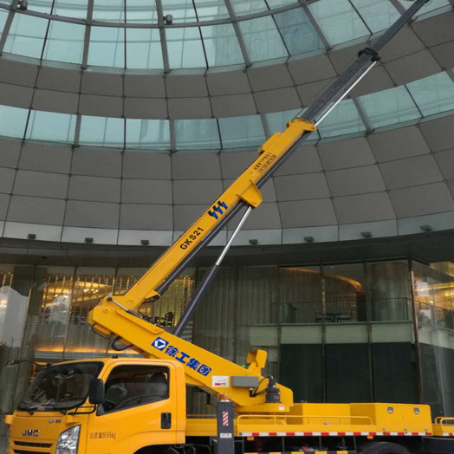 樟木头镇附近高空作业车租赁｜安全设备租赁｜高空安装|工程定制化方案｜亿立达设备租赁